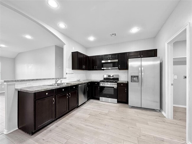 Photo - 2717 Sugar Pne Dr