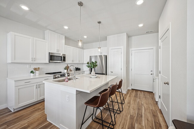 Photo - Canvas at Gateway