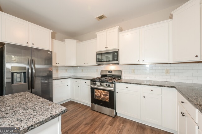 Photo - 837 Overlook Gln Dr