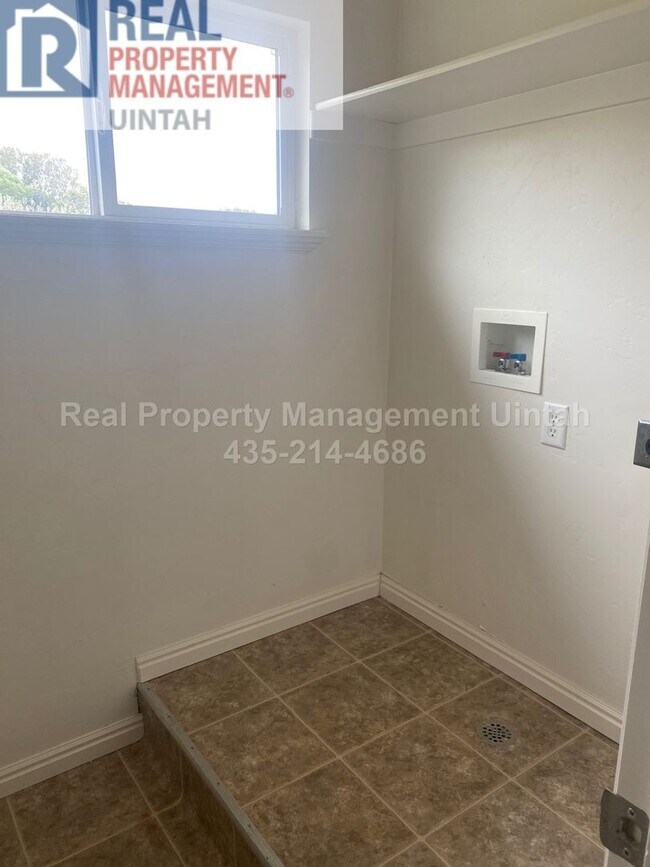 Photo - 2-bedroom, 2-bathroom Townhouse in SkyPark 1