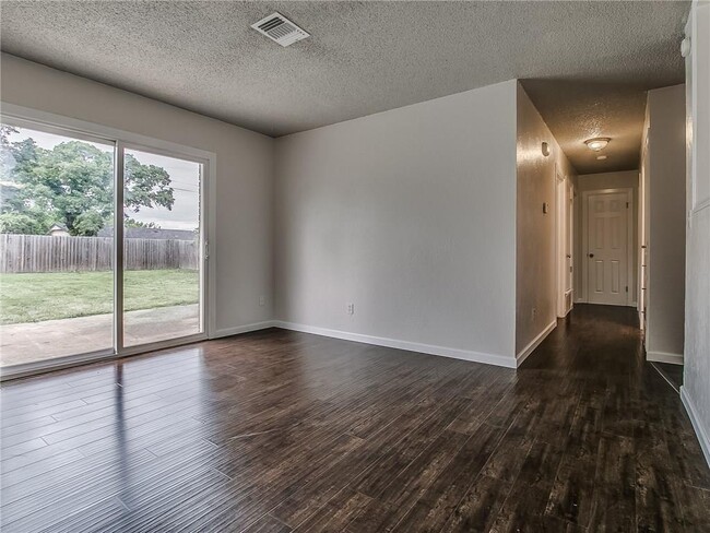 Photo - 9613 Rhythm Rd