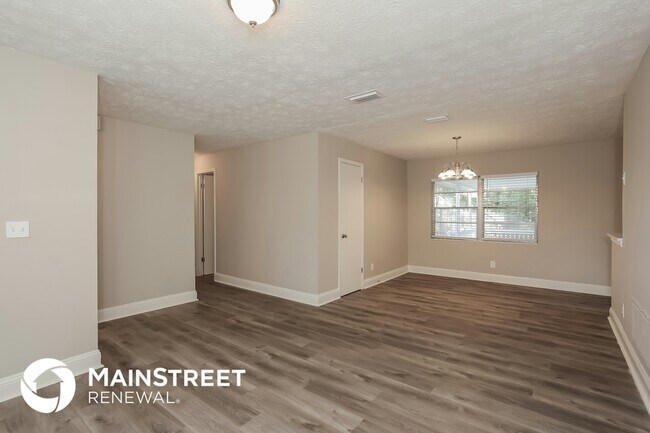 Photo - 7421 Deepwood Dr N