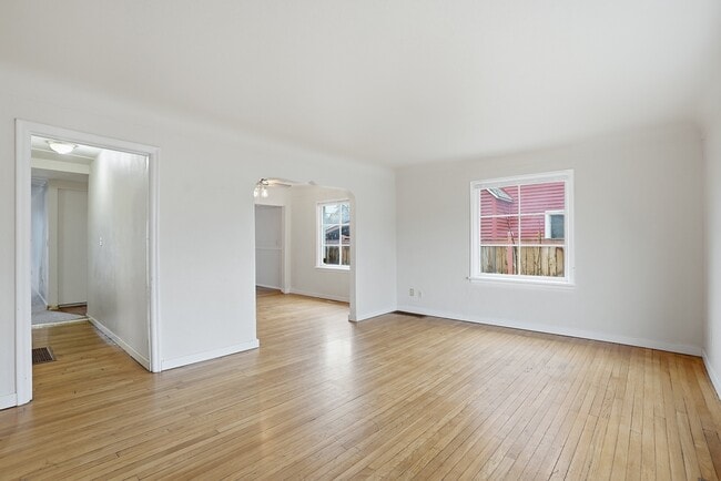 Photo - 611 S Ferrall St