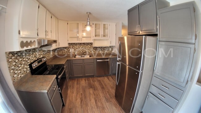 Photo - 5808 Underwood Ave SW