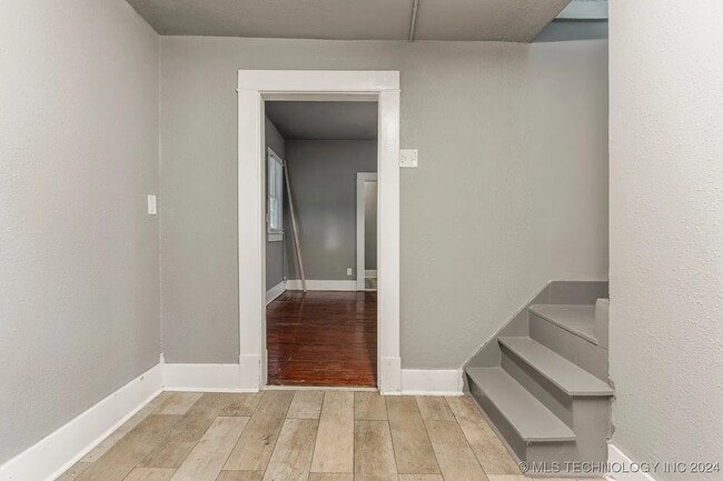 Photo - 1206 S Rockford Ave Unit 1206
