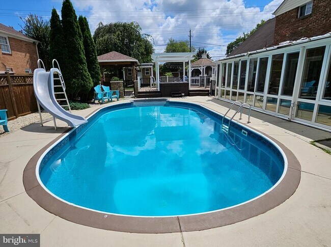 Photo - 8001 Postoak Rd