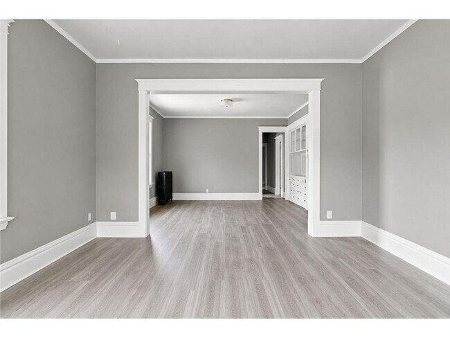 Photo - 2401 Harriet Ave Unit 3