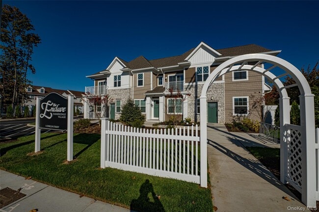 Photo - 1 Conklin St Unit 102