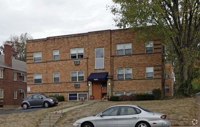 Photo - Montgomery Road Garden Window Apartments