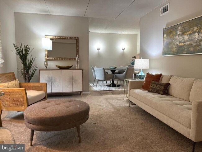 1316 West Chester Pike Unit A5