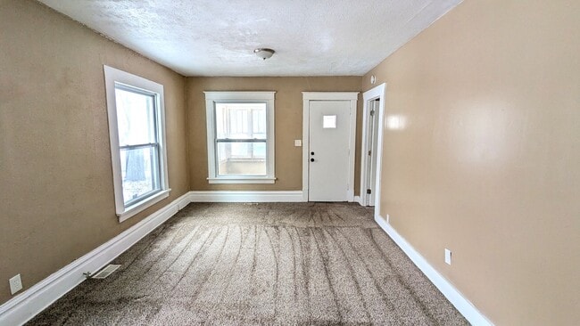 Photo - 3134 Glendale St