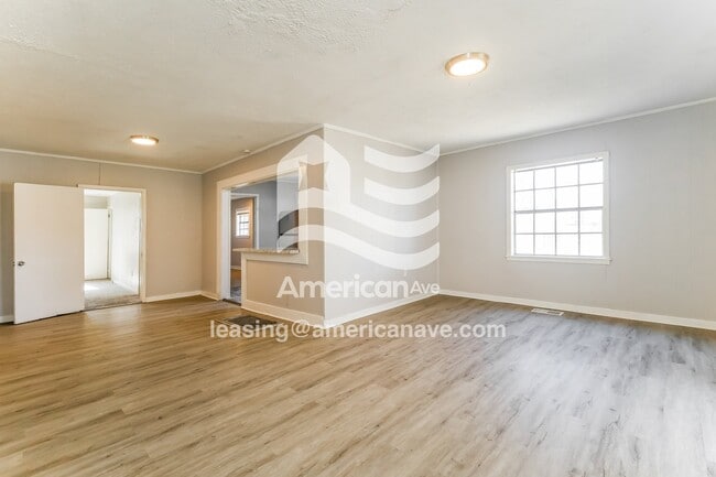 Photo - 219 Stonewall St