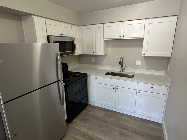 Photo - 2260 E Broadway Rd Unidad 2262 Broadway  B