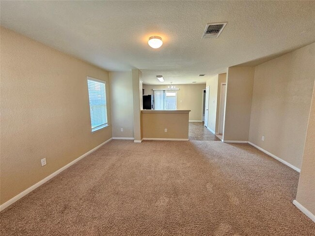 Photo - 412 Summerside Ave