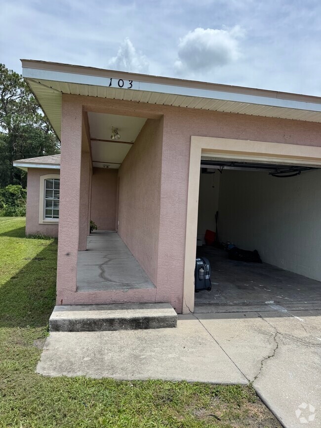 Building Photo - 1031 Fox Lake Dr Unit 1031 Rental