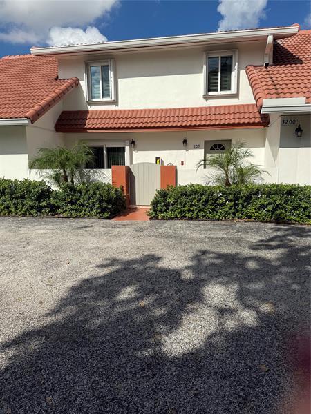 Photo - 3200 Coral Springs Dr