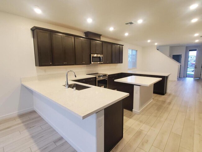 Photo - 5361 Lopez Lk Wy