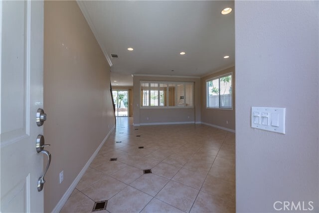 14 Monument Pl