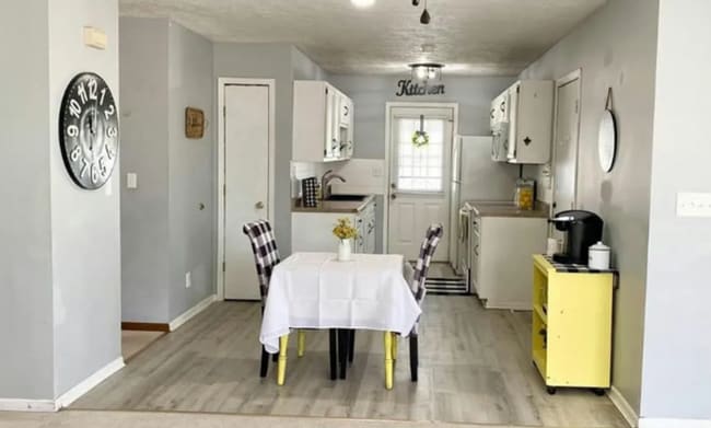 Photo - Beautiful 3 Bed 2 Bath Home Near Brittleba...