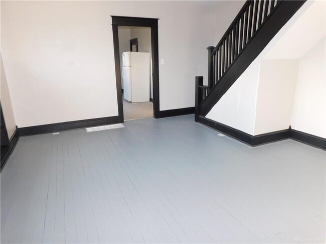 Photo - 611 W Columbia St