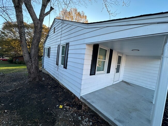 Photo - Lovely 3 bedroom, 1 bathroom in High Point