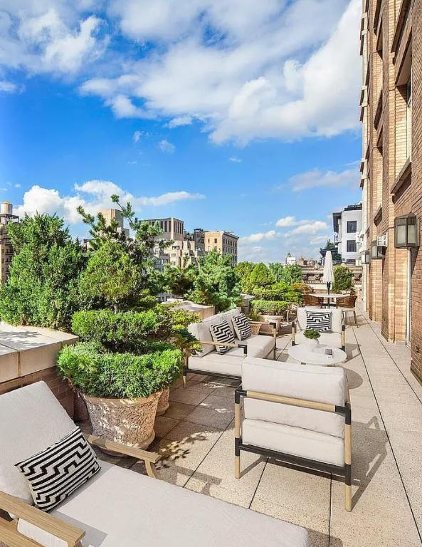 57 Wall St Unit 801