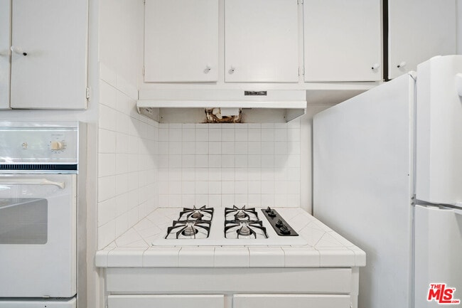 Photo - 1520 Hayworth Ave Unidad 4