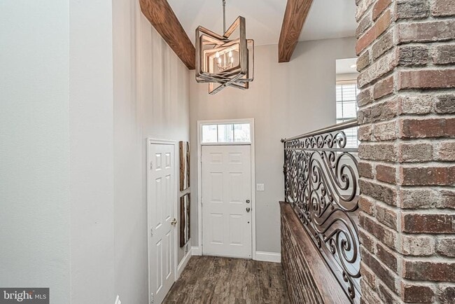 Photo - 44171 Paget Terrace