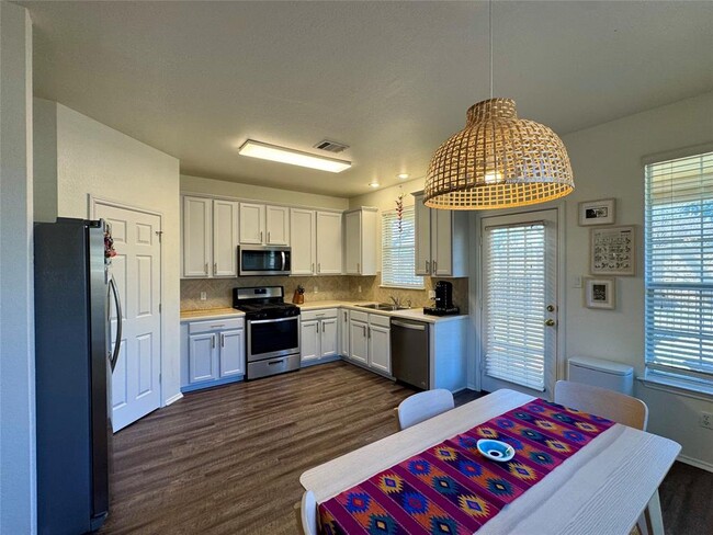 Photo - 16100 S Great Oaks Dr Unidad 502