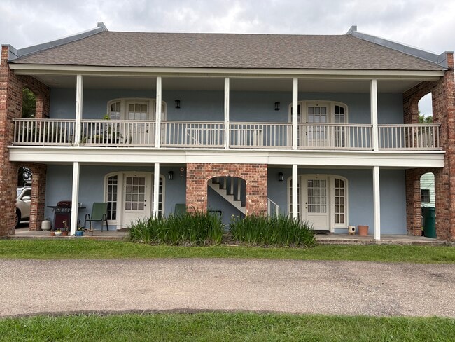 Building Photo - 107 Guillot Rd Unit B-1 Rental