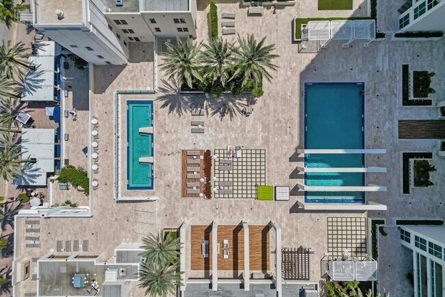 Photo - 101 S Fort Lauderdale Beach Blvd Unidad 806