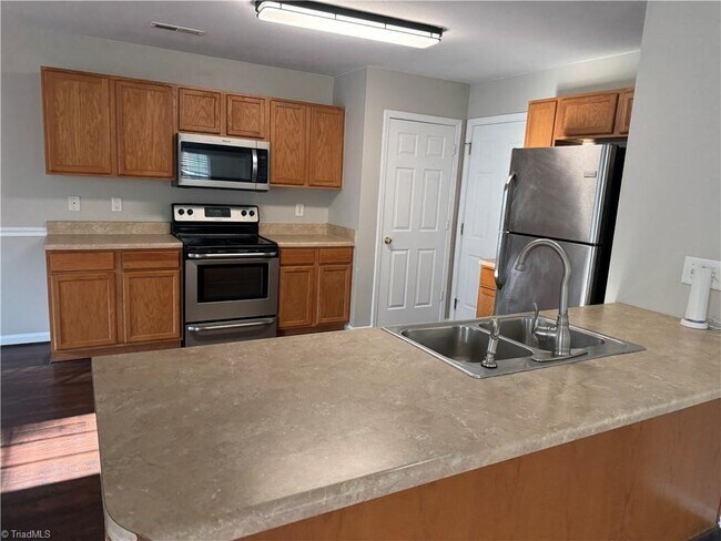 157 Dunbarton Ct