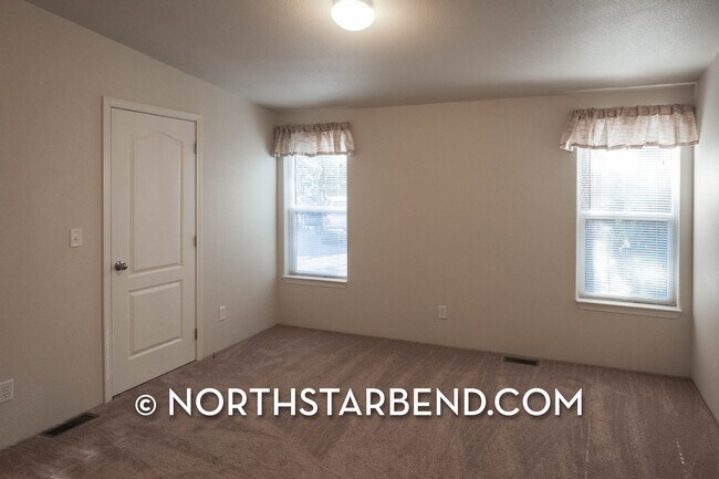 Photo - Nicely Updated 3 Bed 2 Bath Home in Deschu...