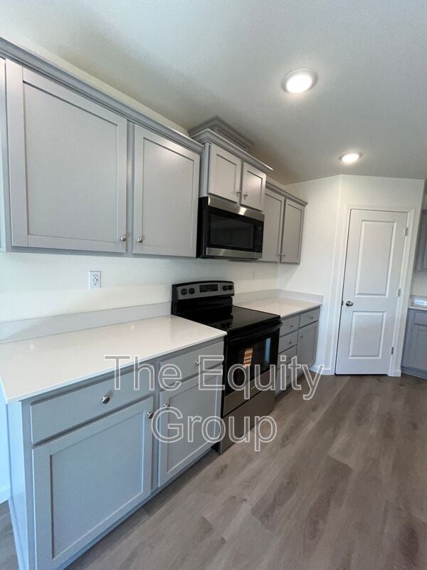 Photo - 7039 W Wren Ave