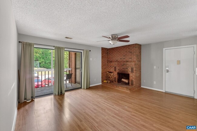 103 Turtle Creek Rd Unit 8