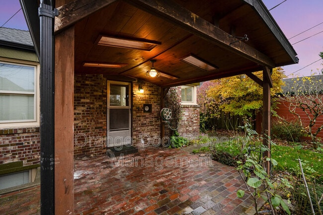 Photo - 7727 Jones Ave NW