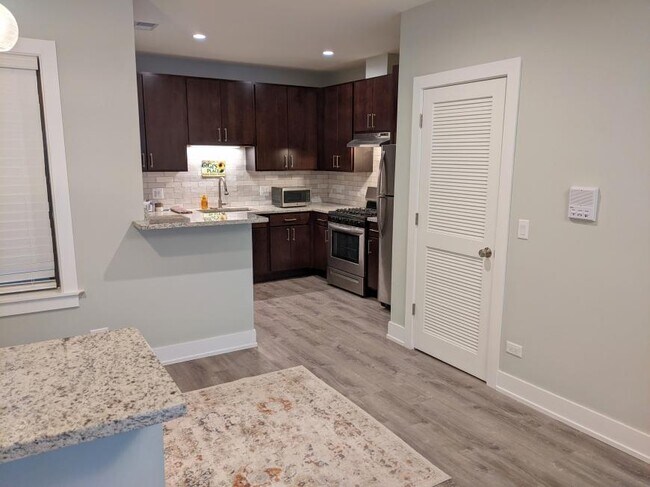 Photo - 2 bedroom in Evanston IL 60202 Unit 1145-1