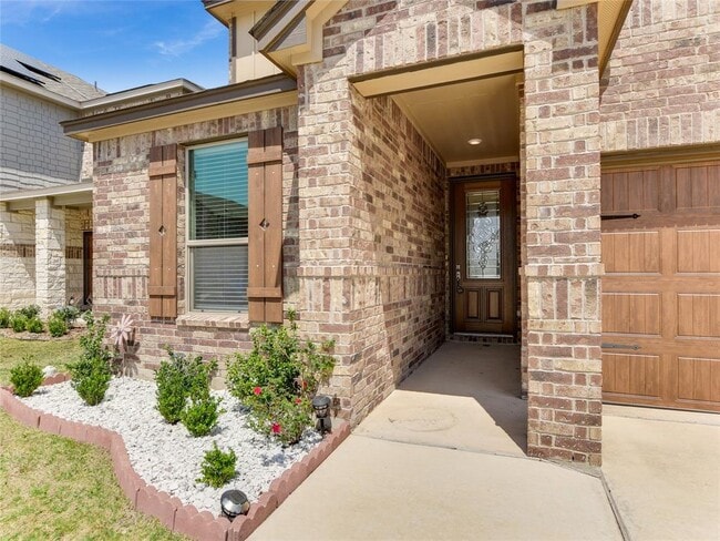 Photo - 16510 Brogan Ln