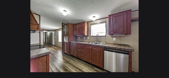 Photo - 158 Raoul Ln