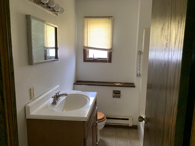 Photo - 154 Viking Cir Unit 103