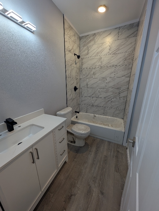 Photo - 118 Canadian St