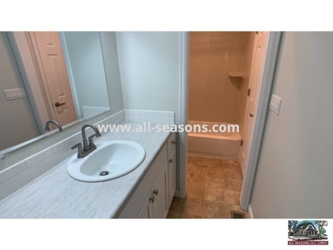 Photo - Magnificent rancher with partially finishe...