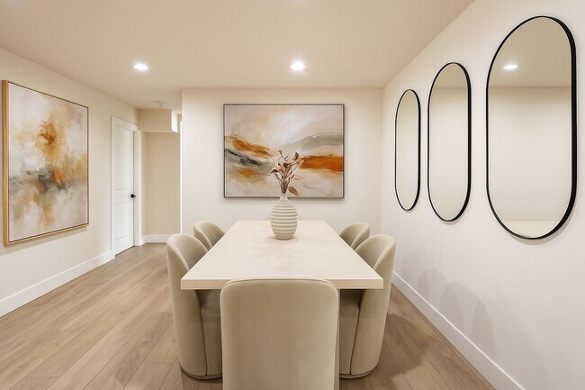 Photo - 9425 Gierson Ave