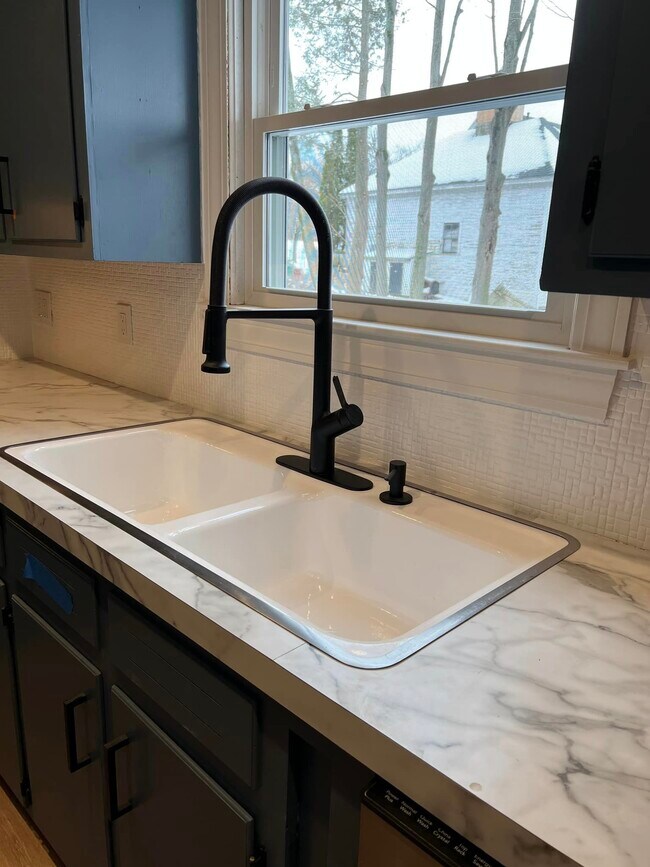 Photo - 224 Beacon St Unit 1