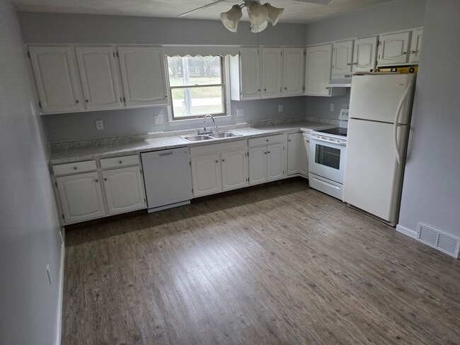 Photo - 2380-2382 Haviland Ct Unit 2380 Haviland Ct