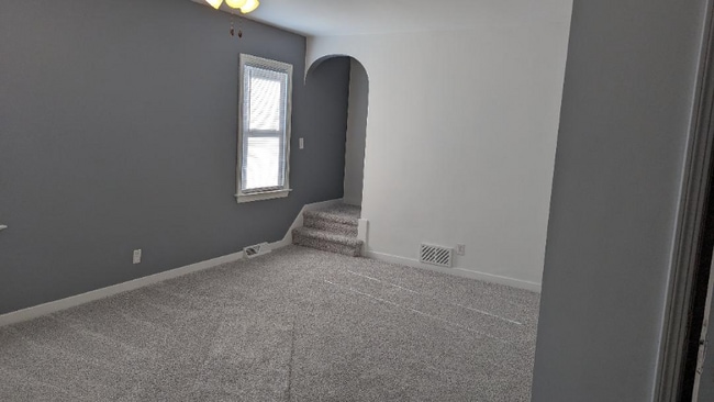 Photo - 2223 Taft St