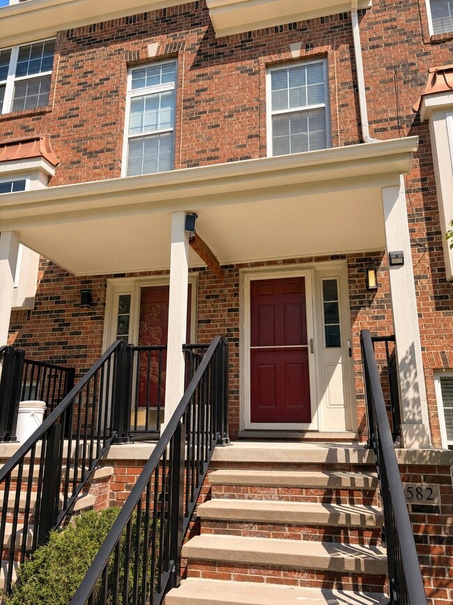 Building Photo - 25582 St James