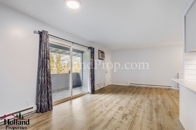 Photo - Newly Remodeled 2 Bedroom Condo in Sherwood