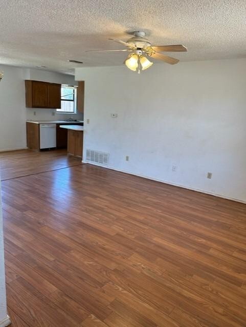 Photo - 304 E 19th St