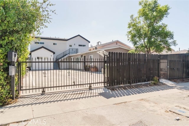 5732 Willowcrest Ave